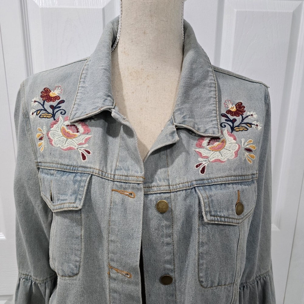Embroidered Denim Jacket - Picture 5 of 7